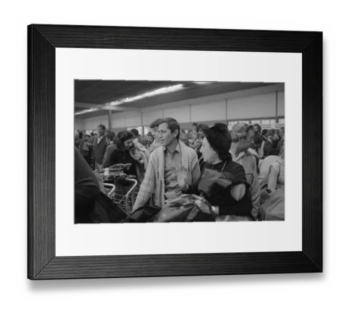Framed Print : The Iranian Revolution: Westerners Depart Tehran 1978 Framed Print : The Iranian Revolution: Westerners Depart Tehran 1978
