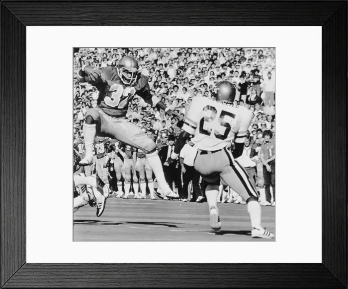 Framed Print : Vagas Ferguson (32) Jumping During Play