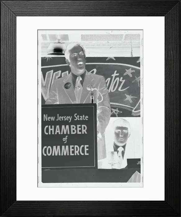 Framed Print : Bill Bradley Campaigning Framed Print : Bill Bradley Campaigning
