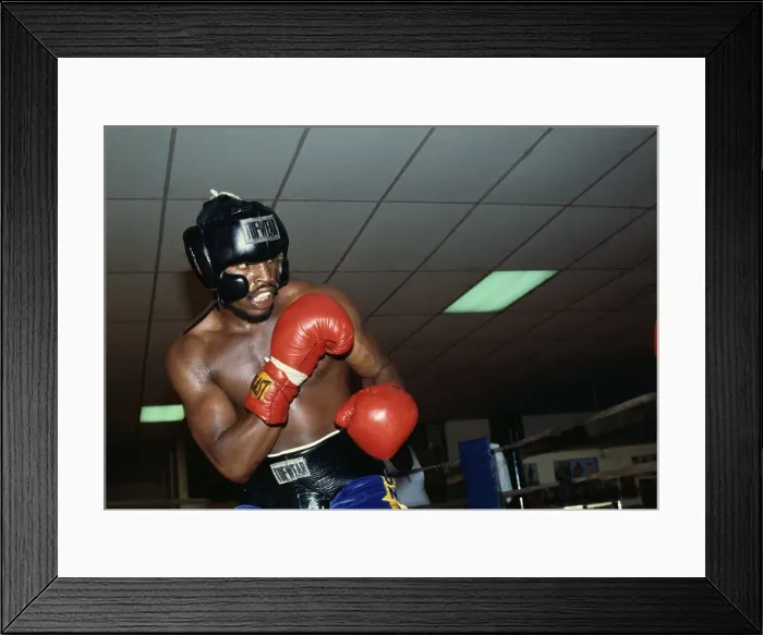 Framed Print : Leon Spinks