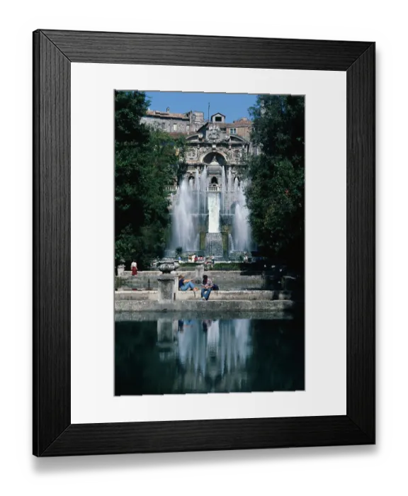 Framed Print : Gardens and Fountain at Villa Este Framed Print : Gardens and Fountain at Villa Este