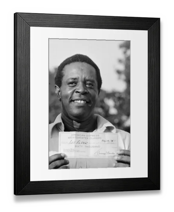 Framed Print : Lee Elder Displaying Check Framed Print : Lee Elder Displaying Check