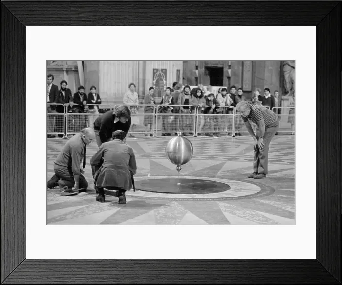 Framed Print : Men Watch Pendulum In St. Paul'S Cath Framed Print : Men Watch Pendulum In St. Paul'S Cath