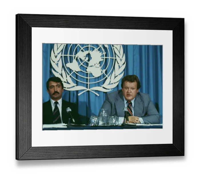 Framed Print : Martti Ahtisaari