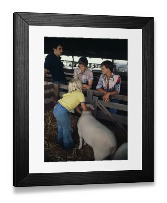 Framed Print : Nancy Kassebaum Campaigning Framed Print : Nancy Kassebaum Campaigning