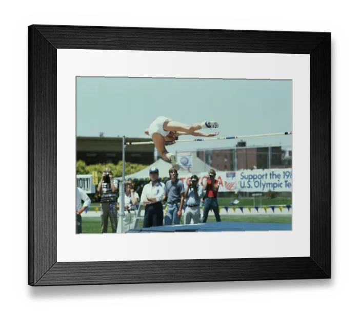 Framed Print : Vladimir Yashchenko Framed Print : Vladimir Yashchenko