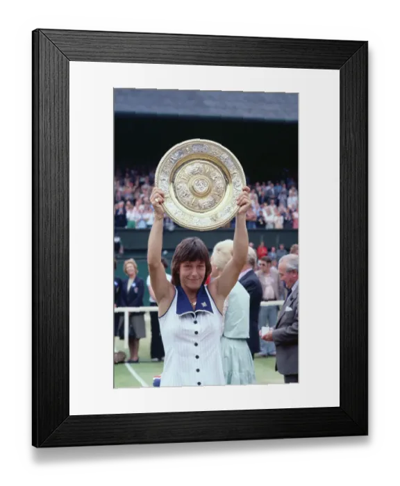Framed Print : Martina Navratilova at Wimbledon Framed Print : Martina Navratilova at Wimbledon