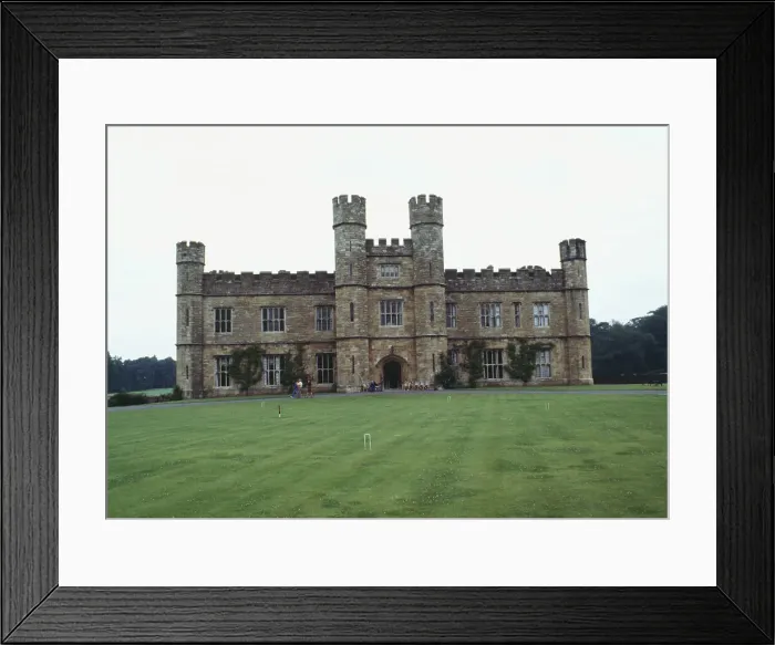 Framed Print : Leeds Castle, Kent Framed Print : Leeds Castle, Kent