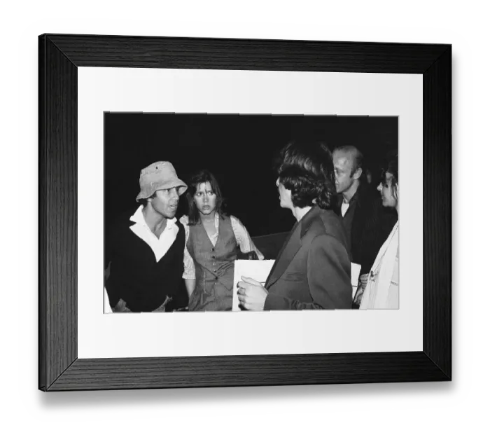 Framed Print : Carrie Fisher and Paul Simon Attending Tribute Framed Print : Carrie Fisher and Paul Simon Attending Tribute