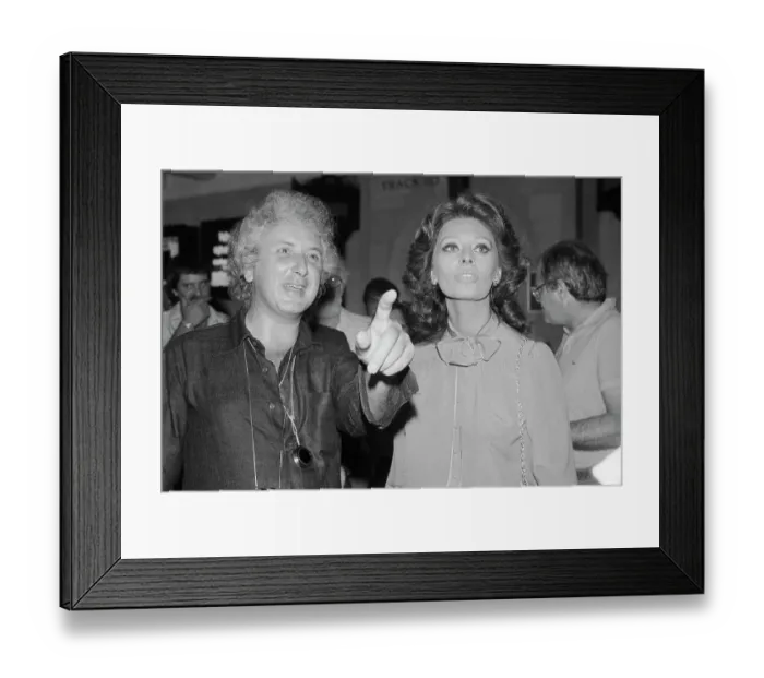 Framed Print : Sophia Loren Looks Where Director Points Framed Print : Sophia Loren Looks Where Director Points