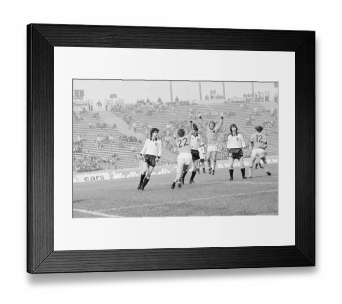 Framed Print : Holland Soccer Team Celebrating Goal Framed Print : Holland Soccer Team Celebrating Goal