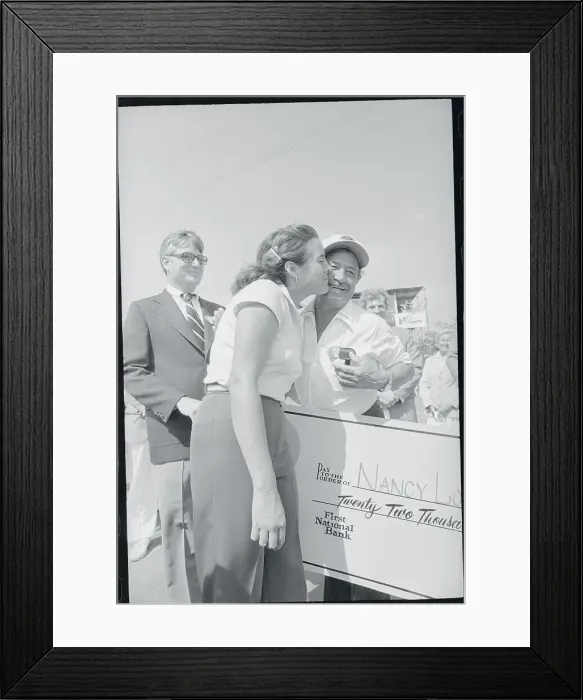 Framed Print : Golfer Nancy Lopez Embracing Her Dad After Winning Competition Framed Print : Golfer Nancy Lopez Embracing Her Dad After Winning Competition