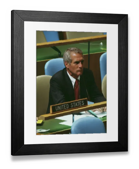 Framed Print : Paul Newman At United Nations Framed Print : Paul Newman At United Nations