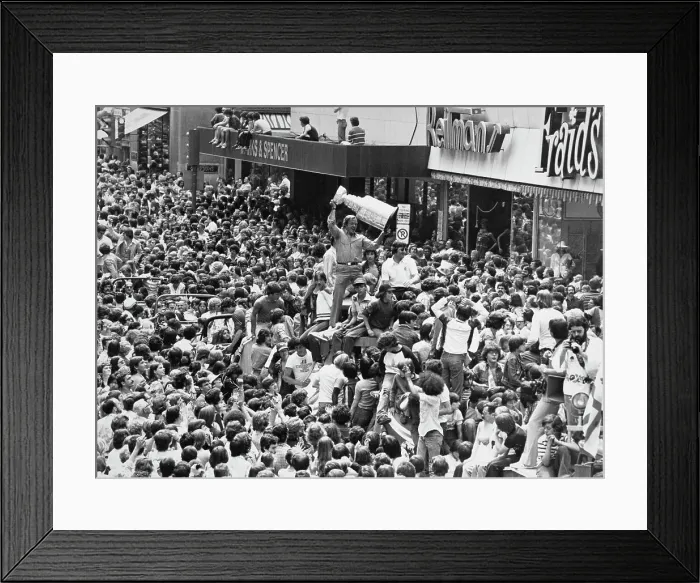 Framed Print : Stanley Cup Champions Celebrate In Montreal Framed Print : Stanley Cup Champions Celebrate In Montreal