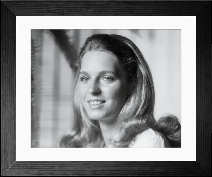 Framed Print : Future Bride Of Jordan'S King Hussein Framed Print : Future Bride Of Jordan'S King Hussein
