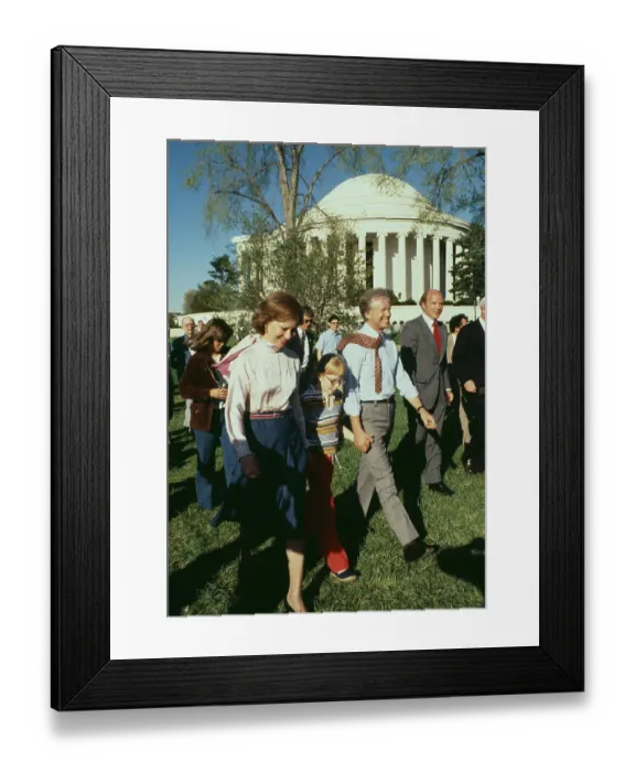 Framed Print : Carter Family At Jefferson Memorial Framed Print : Carter Family At Jefferson Memorial