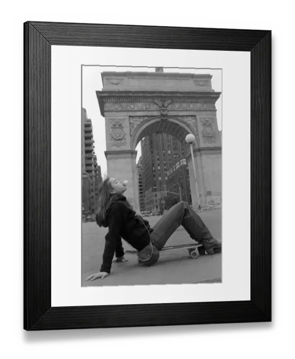 Framed Print : Brooke Shields Framed Print : Brooke Shields