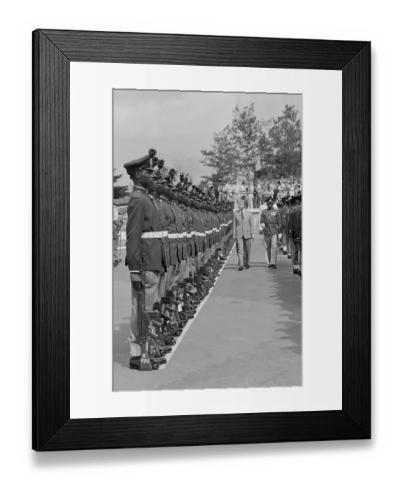 Framed Print : Jimmy Carter Walking and Olusegun Obasanjo Walking Pass Soldiers Framed Print : Jimmy Carter Walking and Olusegun Obasanjo Walking Pass Soldiers