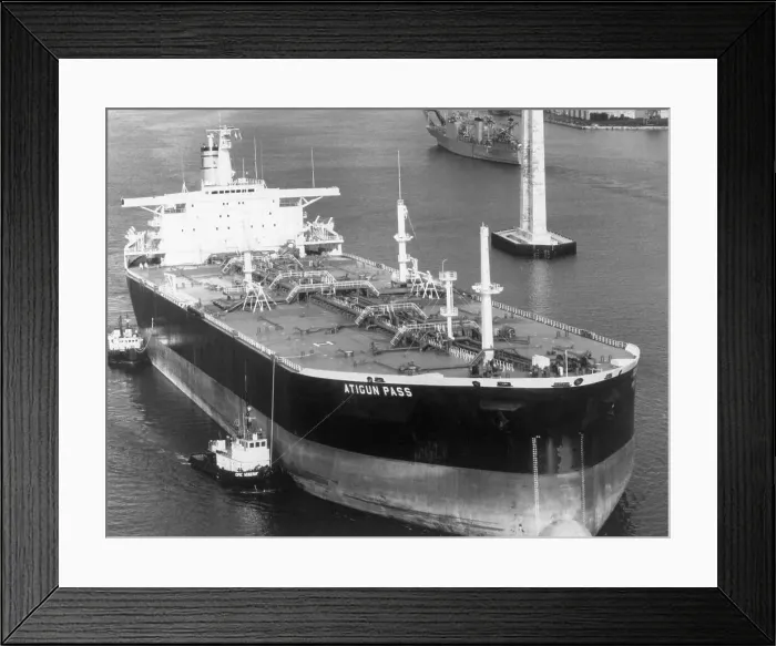 Framed Print : Tanker Atigun Pass Framed Print : Tanker Atigun Pass
