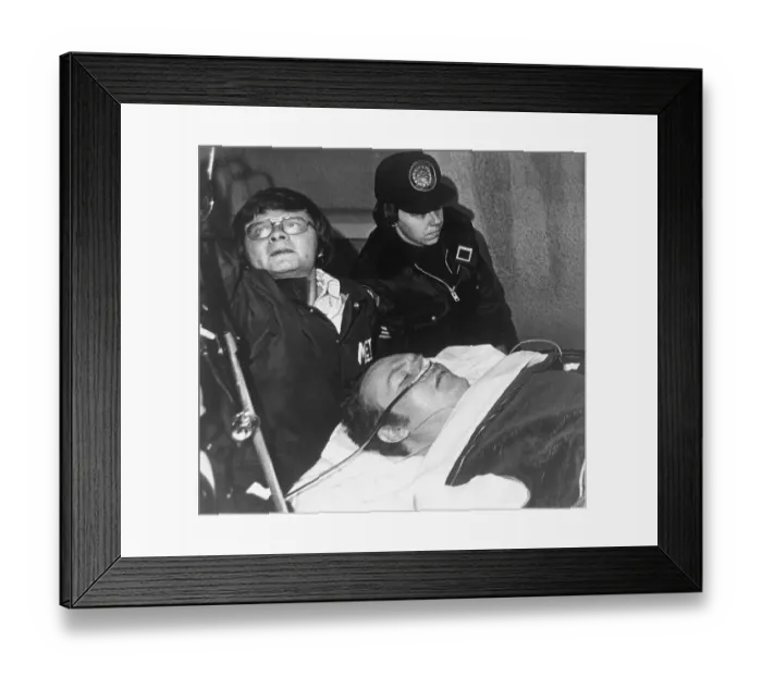 Framed Print : Larry Flynt on a Stretcher
