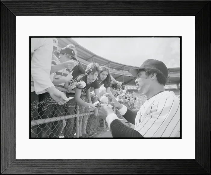 Framed Print : Reggie Jackson Signing Autographs Framed Print : Reggie Jackson Signing Autographs