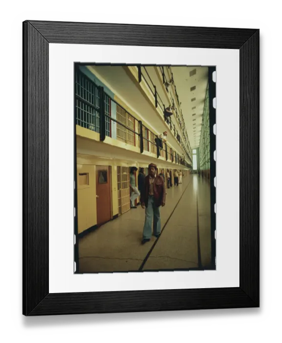 Framed Print : Ron LeFlore Visiting Prison Framed Print : Ron LeFlore Visiting Prison
