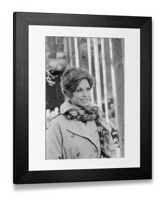 Framed Print : Portrait of Mary Tyler Moore Framed Print : Portrait of Mary Tyler Moore