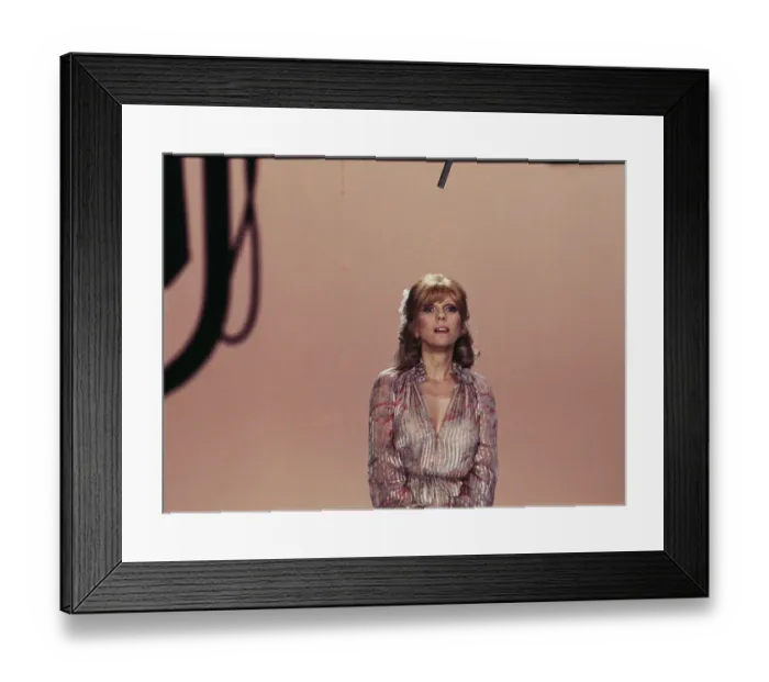 Framed Print : Nancy Sinatra Framed Print : Nancy Sinatra