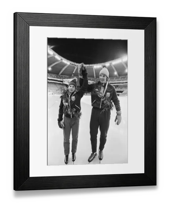 Framed Print : Eric and Beth Heiden Raise Hands in Victory Framed Print : Eric and Beth Heiden Raise Hands in Victory