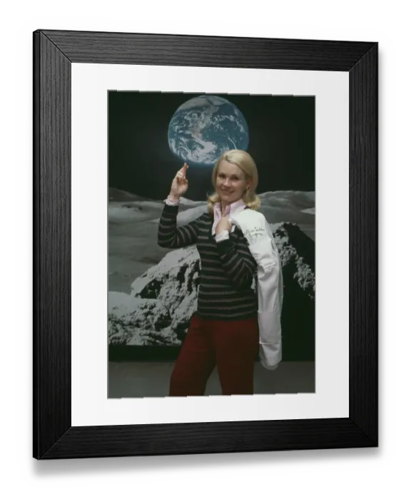 Framed Print : Dr Rhea Seddon
