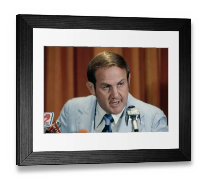 Framed Print : Fob James. Alabama's Governor-elect Forrest Hood Fob James speaking at Framed Print : Fob James. Alabama's Governor-elect Forrest Hood Fob James speaking at