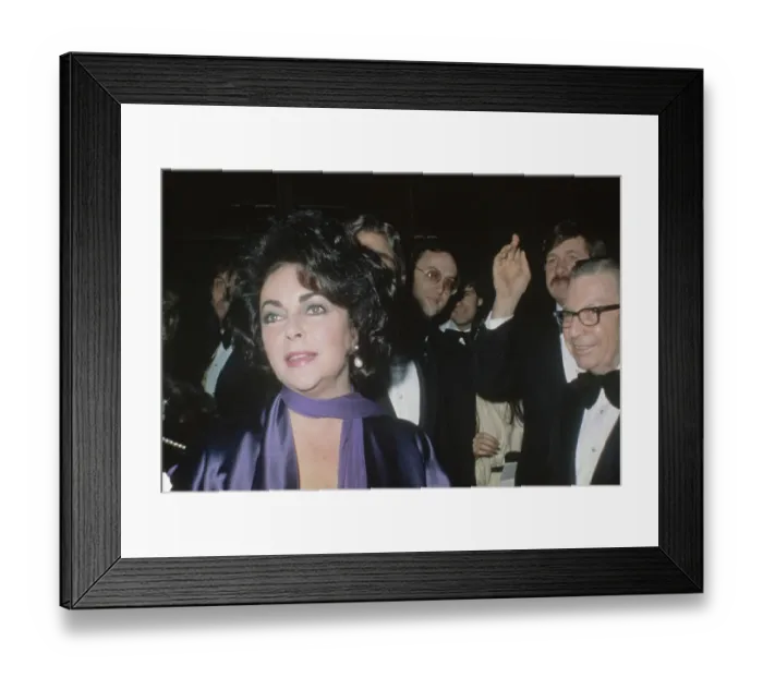 Framed Print : Elizabeth Taylor Framed Print : Elizabeth Taylor