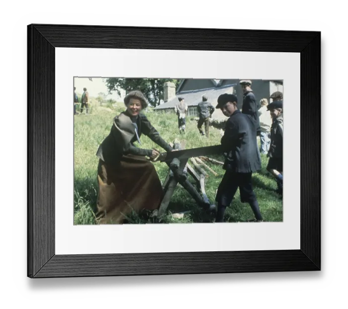 Framed Print : Katharine Hepburn as Lilly Moffat Framed Print : Katharine Hepburn as Lilly Moffat