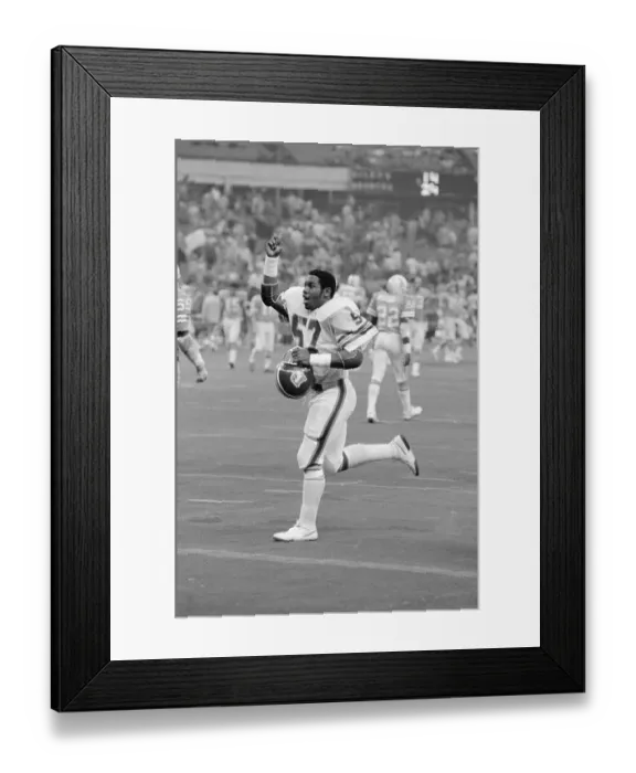 Framed Print : Tom Jackson Running Framed Print : Tom Jackson Running