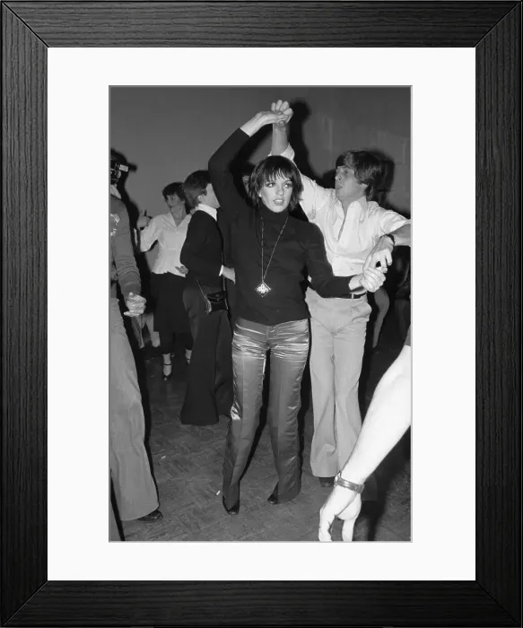 Framed Print : Liza Minnelli Dancing at Studio 54 Framed Print : Liza Minnelli Dancing at Studio 54