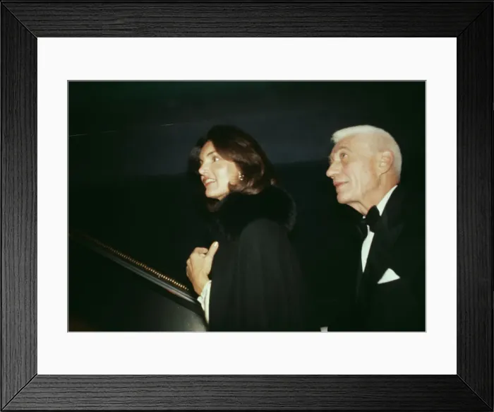 Framed Print : Jackie Onassis And Oliver Smith Framed Print : Jackie Onassis And Oliver Smith