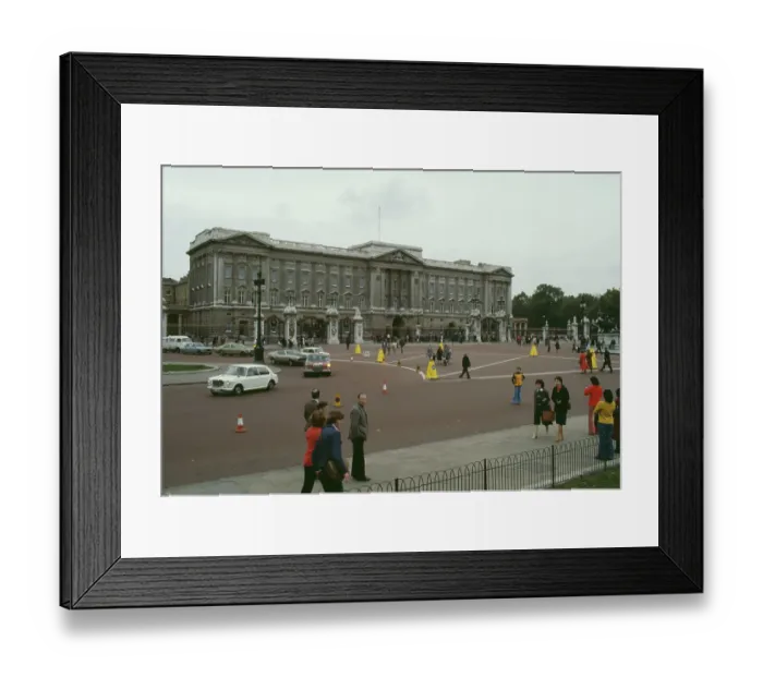 Framed Print : Buckingham Palace, London Framed Print : Buckingham Palace, London