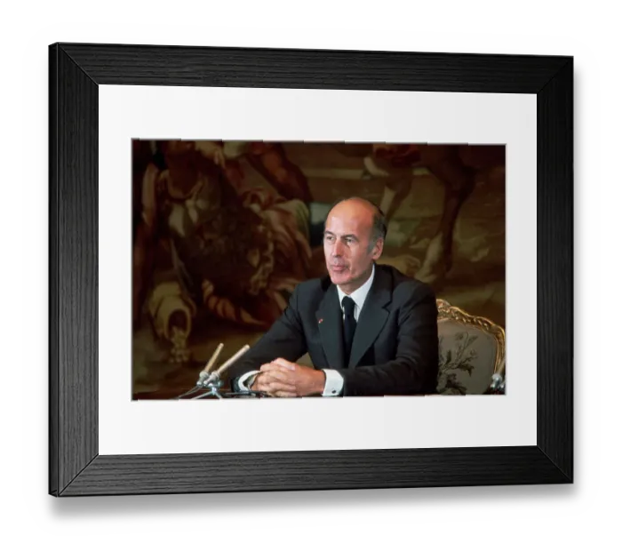 Framed Print : Valery Giscard D'Esting Framed Print : Valery Giscard D'Esting