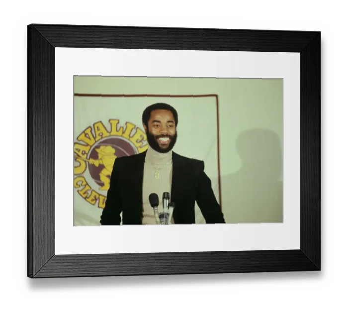 Framed Print : Walt Frazier