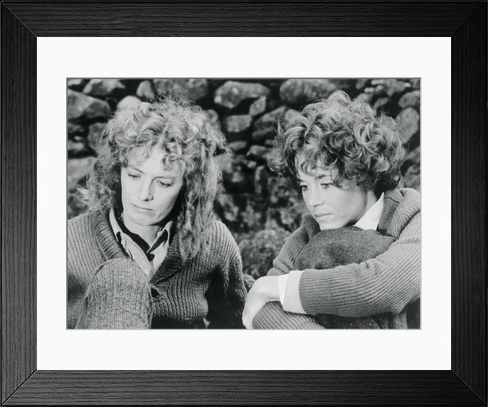 Framed Print : Vanessa Redgrave and Jane Fonda Sitting Together Framed Print : Vanessa Redgrave and Jane Fonda Sitting Together