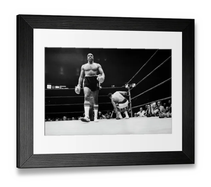 Framed Print : Earnie Shavers in Ring with Muhammad Ali Framed Print : Earnie Shavers in Ring with Muhammad Ali