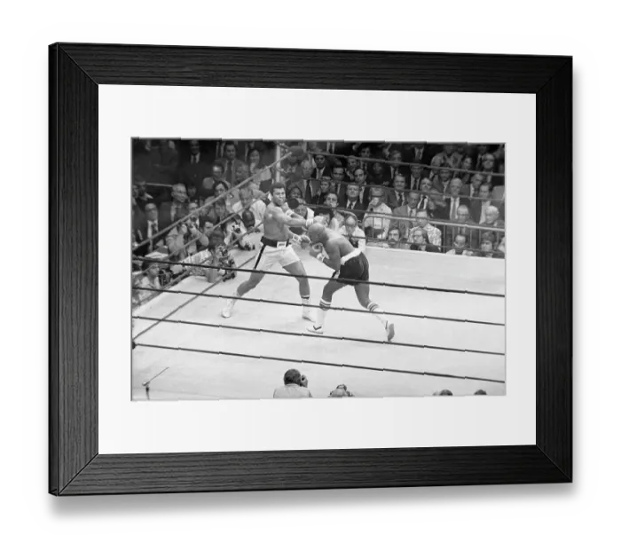 Framed Print : Earnie Shavers and Muhammad Ali Boxing Framed Print : Earnie Shavers and Muhammad Ali Boxing