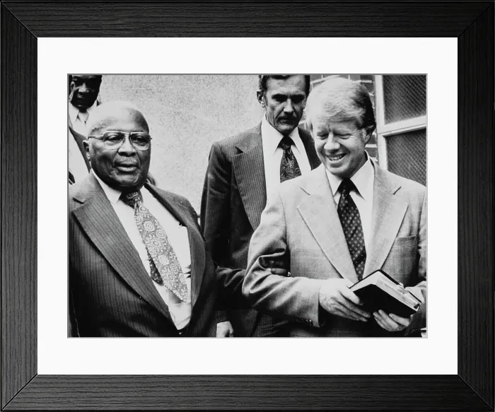 Framed Print : US President Carter With Reverend Martin Luther King Sr Framed Print : US President Carter With Reverend Martin Luther King Sr