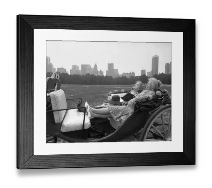 Framed Print : Helen Hayes and Lilian Gish in Central Park Framed Print : Helen Hayes and Lilian Gish in Central Park