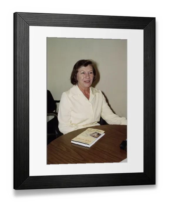 Framed Print : Gloria Spann, Nee Carter Framed Print : Gloria Spann, Nee Carter
