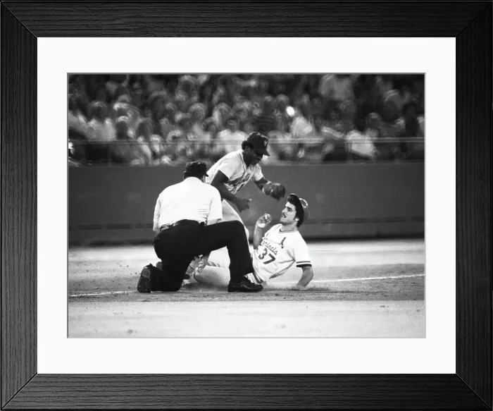 Framed Print : New York Mets v. St. Louis Cardinals Action Framed Print : New York Mets v. St. Louis Cardinals Action