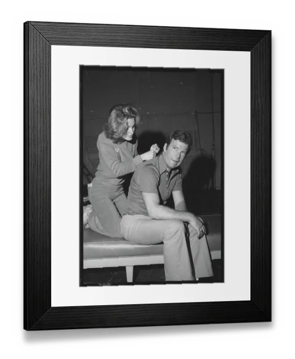 Framed Print : William Shatner and Yvette Mimieux Give Each Other Back Massages Framed Print : William Shatner and Yvette Mimieux Give Each Other Back Massages