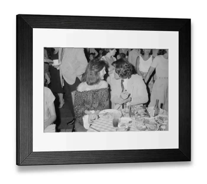 Framed Print : Jacqueline Kennedy Onassis Sitting with Jann Wenner Framed Print : Jacqueline Kennedy Onassis Sitting with Jann Wenner