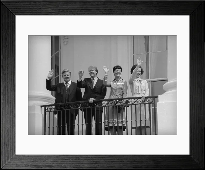 Framed Print : Helmut Schmidt and Others Waving to the Crowds Framed Print : Helmut Schmidt and Others Waving to the Crowds