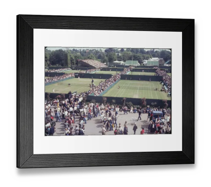 Framed Print : Main Concourse at Wimbledon Framed Print : Main Concourse at Wimbledon